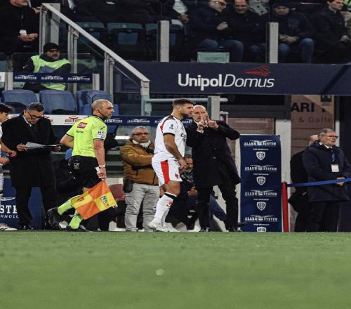 国脚闪耀,外援深情寄,语球迷,乐鱼体育官网,APP下载,注册领彩金,官方网站,网站入口